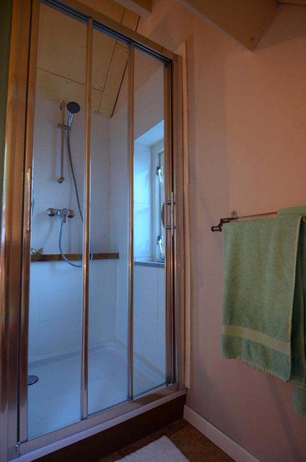 B&B Het Huijsje Woudrichem Luaran gambar